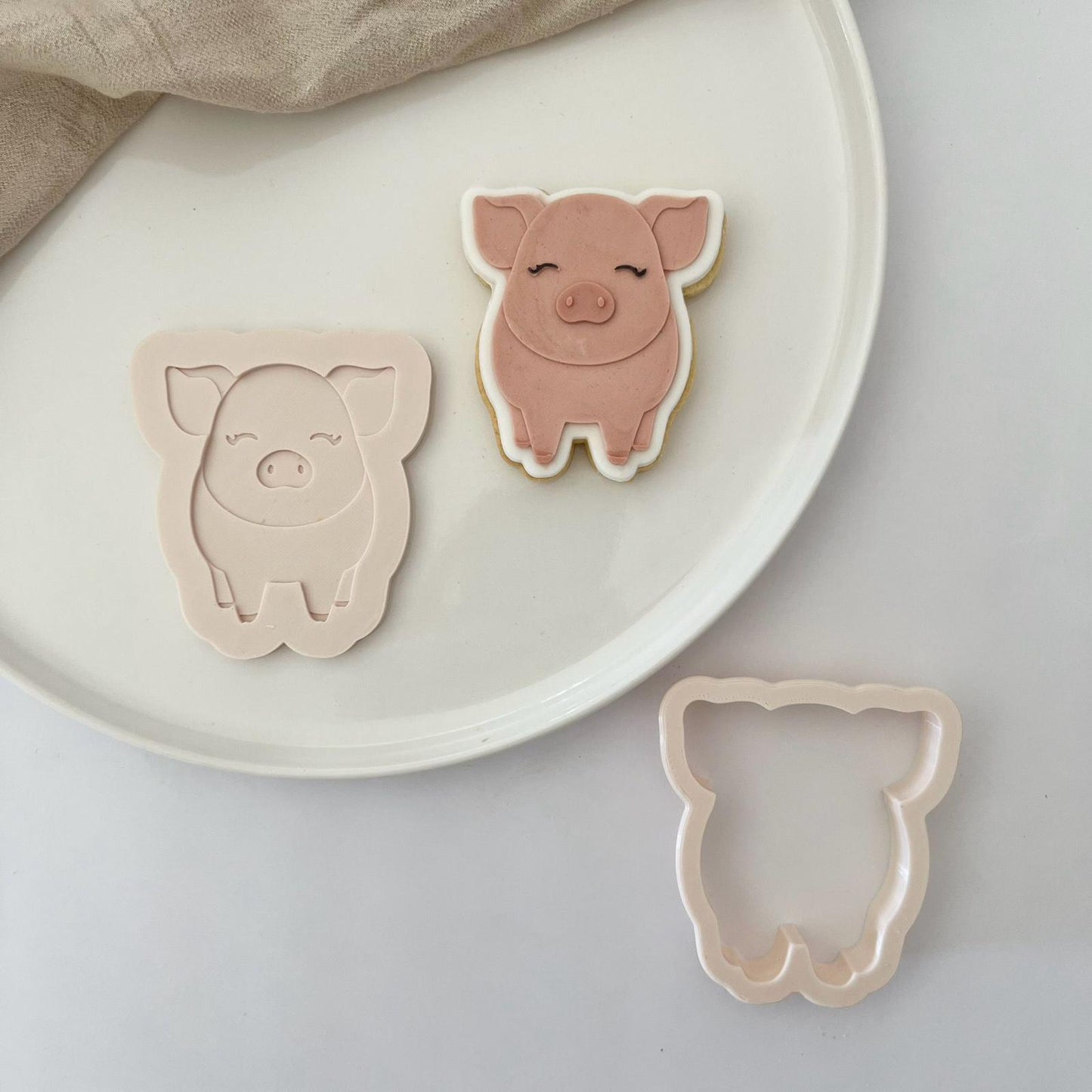 BAUERNHOF (2) 15 - Schwein (Ausstechform und Stamp)