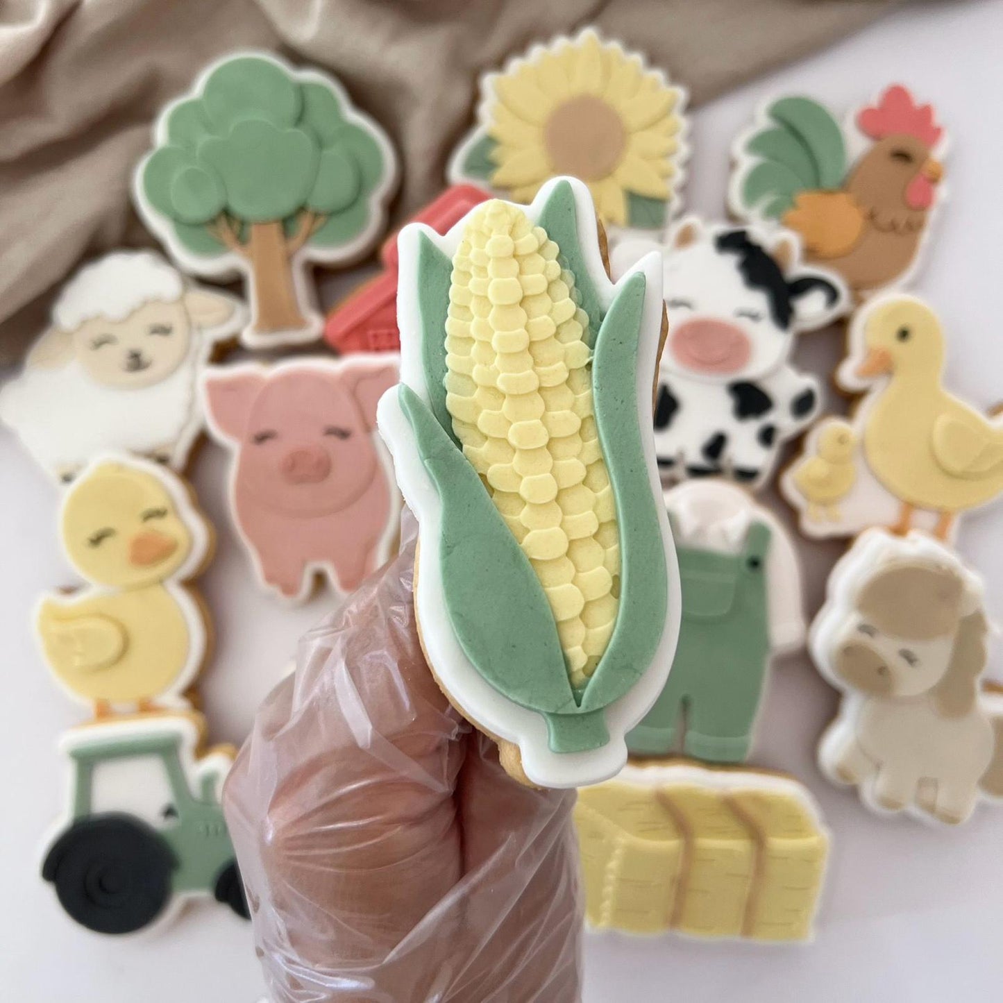 BAUERNHOF (2) 1 - Mais (Ausstechform und Stamp)