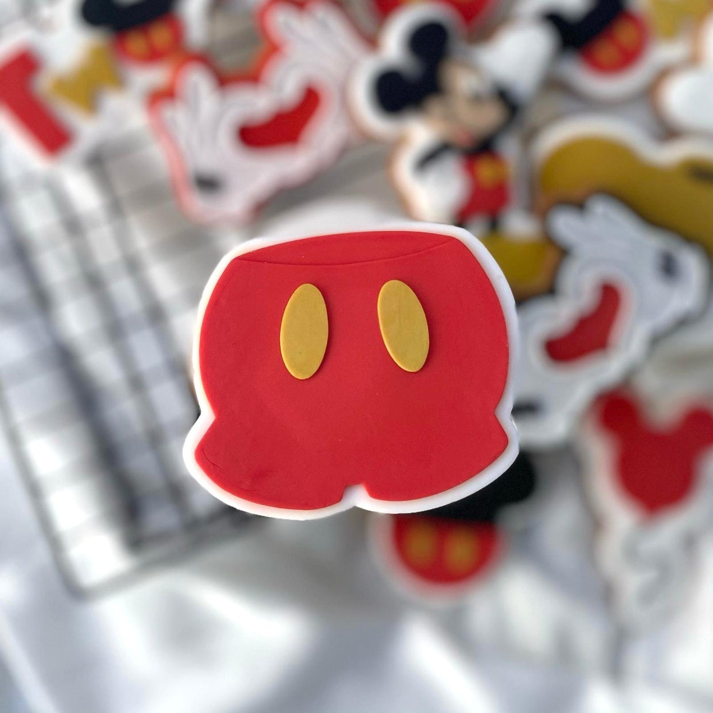 MICKEY 7 - Shorts (Ausstechform und Stamp)