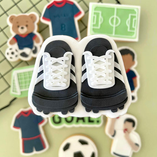 FUßBALL 4 - Fußballschuhe (Ausstehform und Stamp)