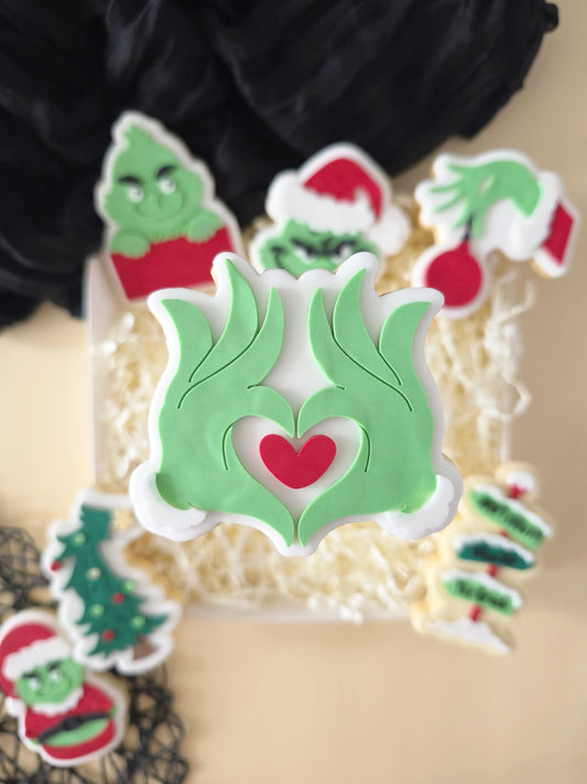 WEIHNACHTEN 2025 - 46 Grinch-Herzhände