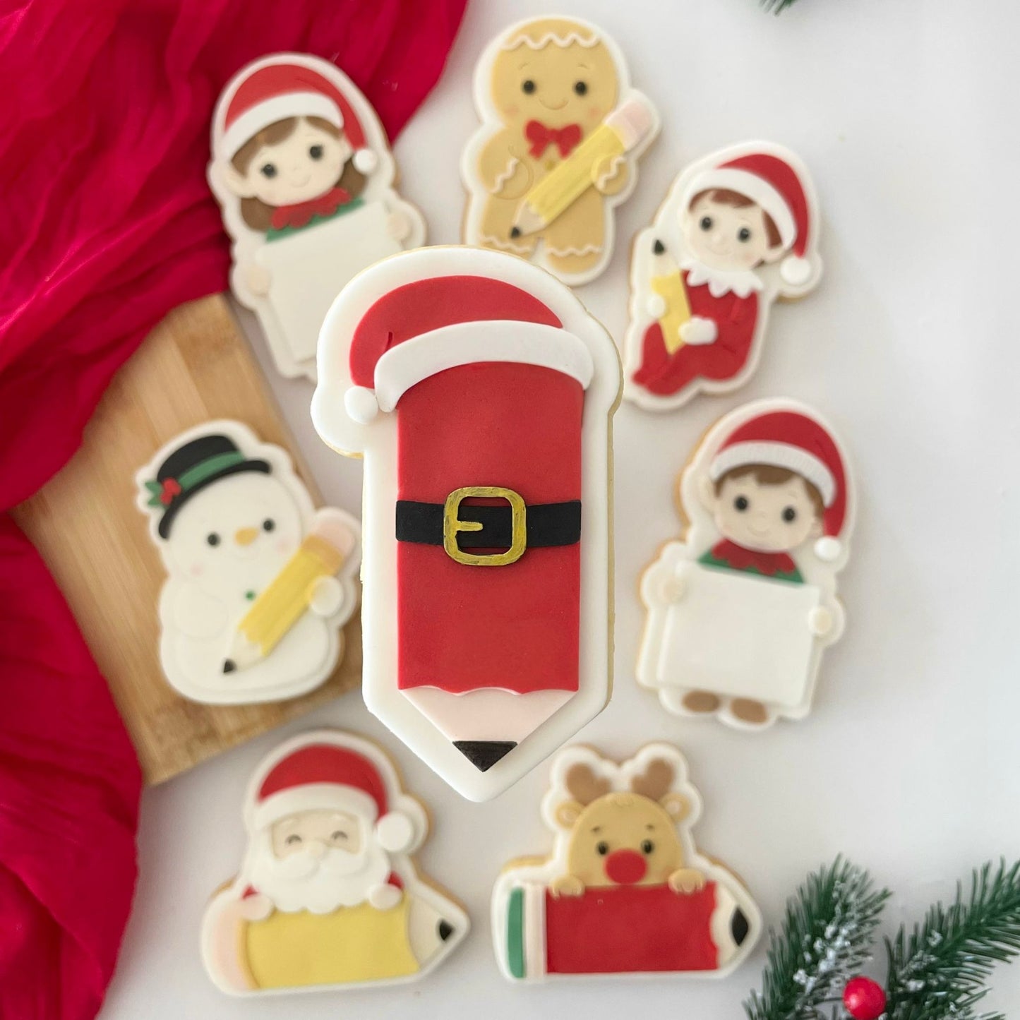 WEIHNACHTEN 2025 - 147 Bleistift mit Weihnachtsmütze