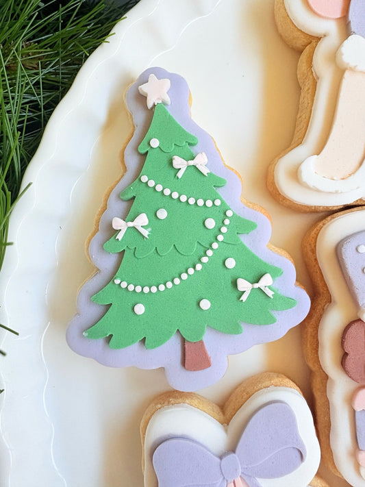 WEIHNACHTEN 2025 - 56 Weihnachtsbaum mit Schleifen