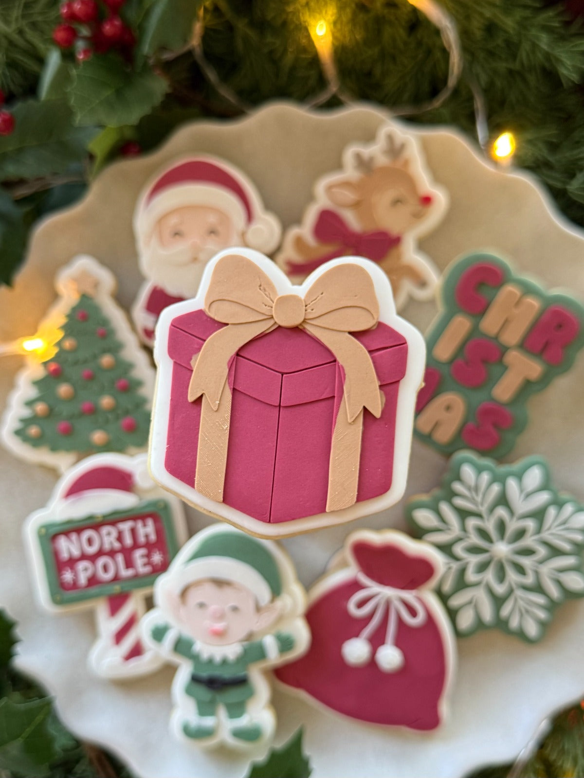 WEIHNACHTEN 2025 - 125 Geschenk