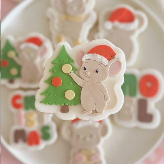 WEIHNACHTEN 2025 - 116 Maus mit Tannenbaum