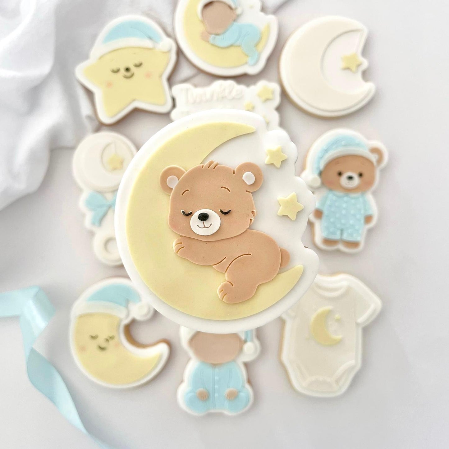 MONDBÄR - 3 Kleiner Bär auf dem Mond